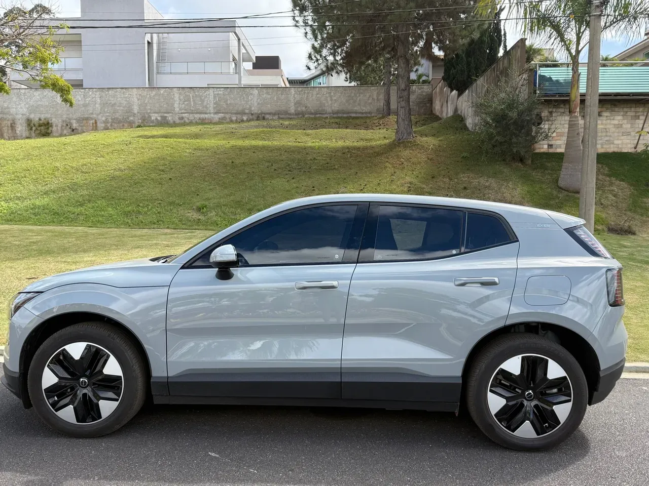 Volvo EX30 - Imagem 13