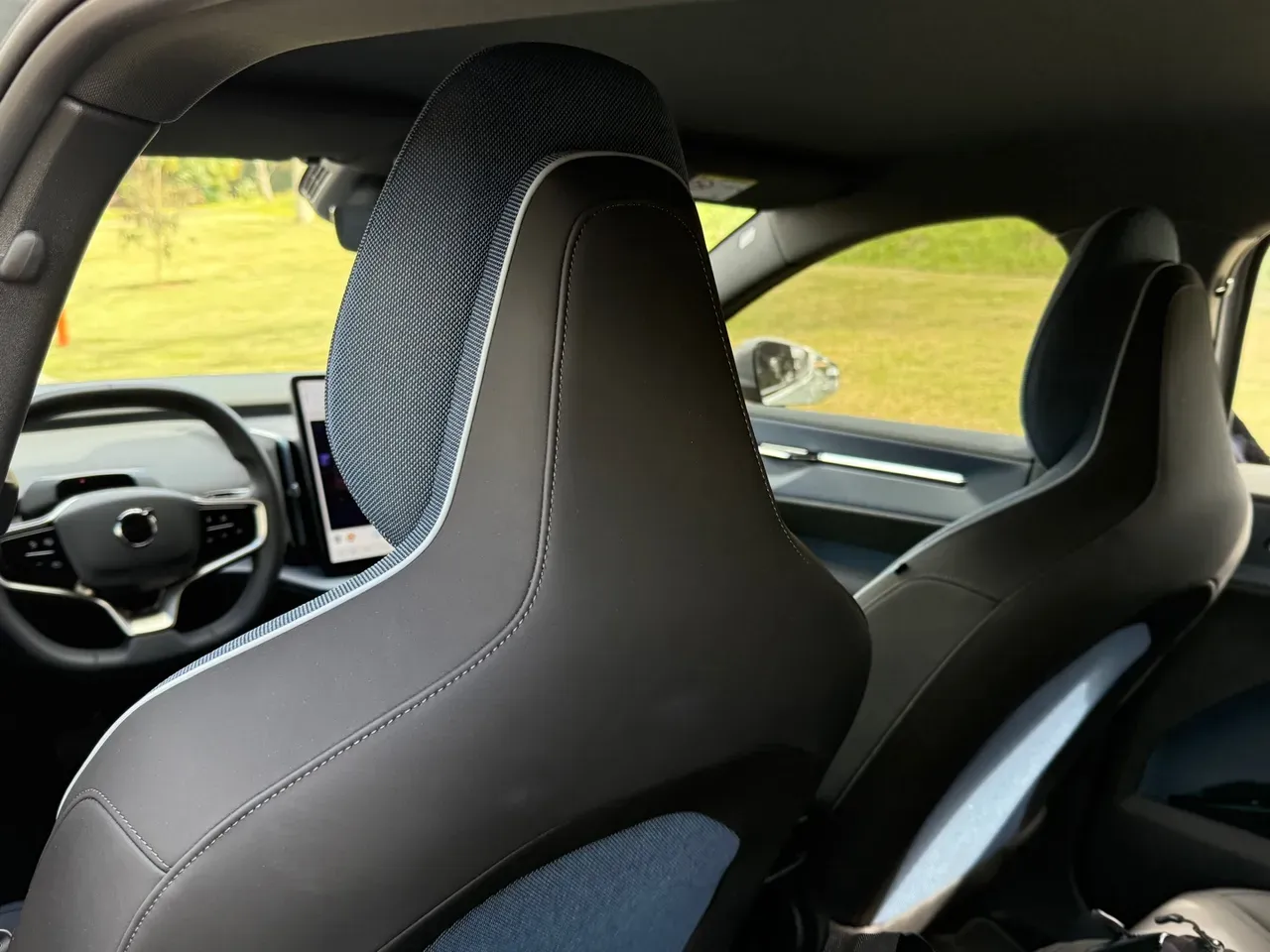 Volvo EX30 - Imagem 16