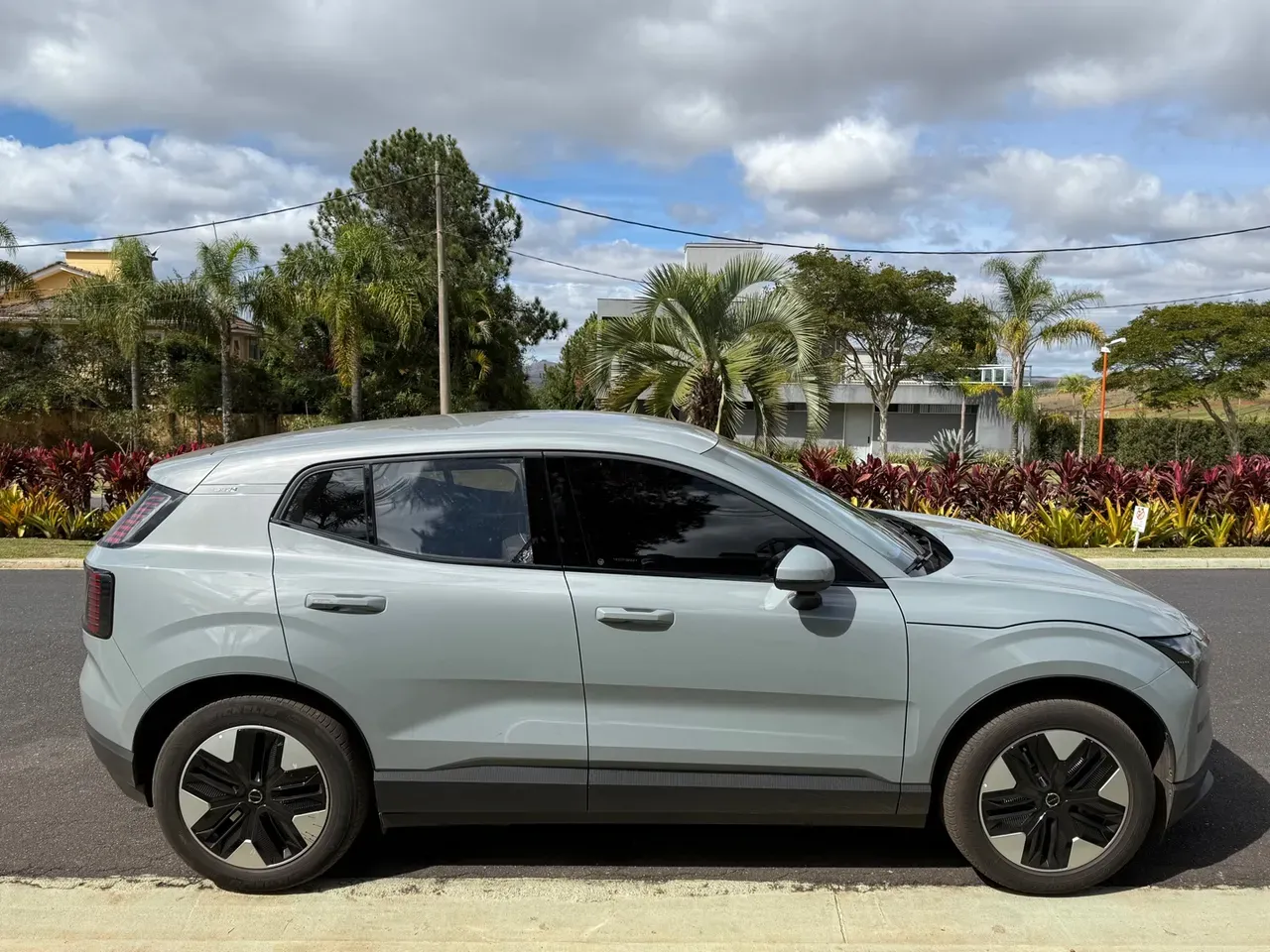 Volvo EX30 - Imagem 20