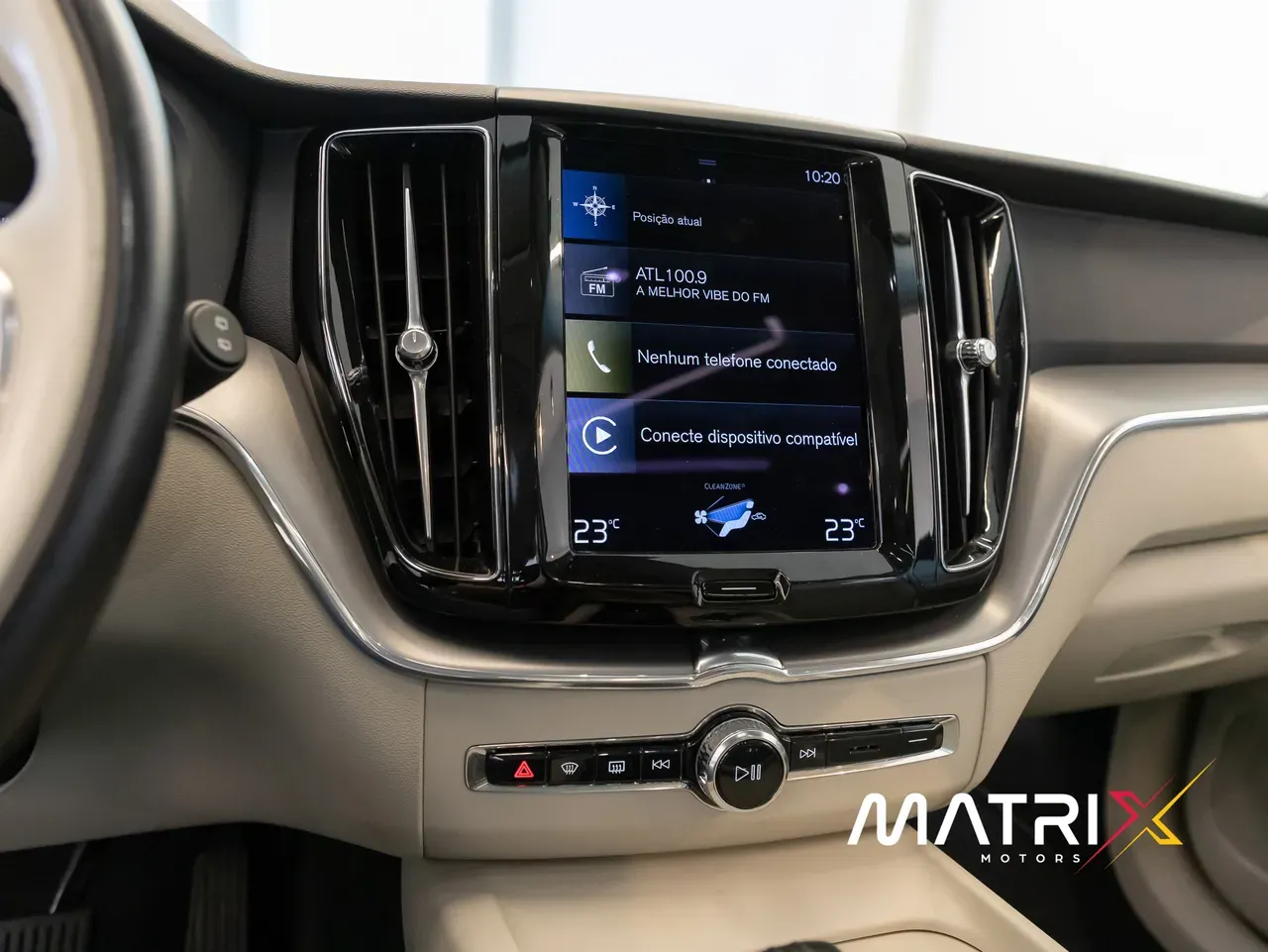 Volvo Xc60 - Imagem 9