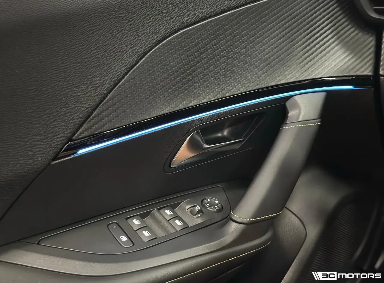 Peugeot E-2008 - Imagem 14