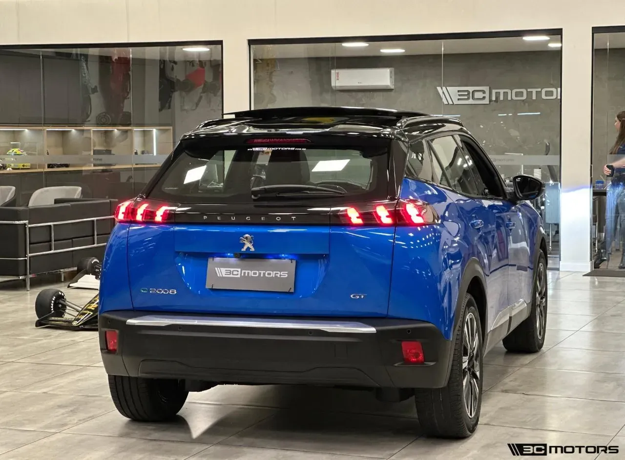 Peugeot E-2008 - Imagem 19