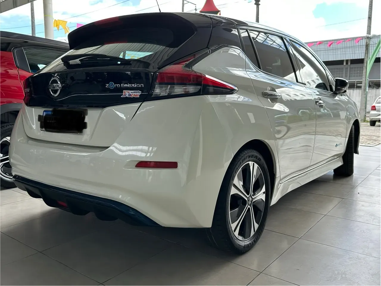 Nissan Leaf - Imagem 2