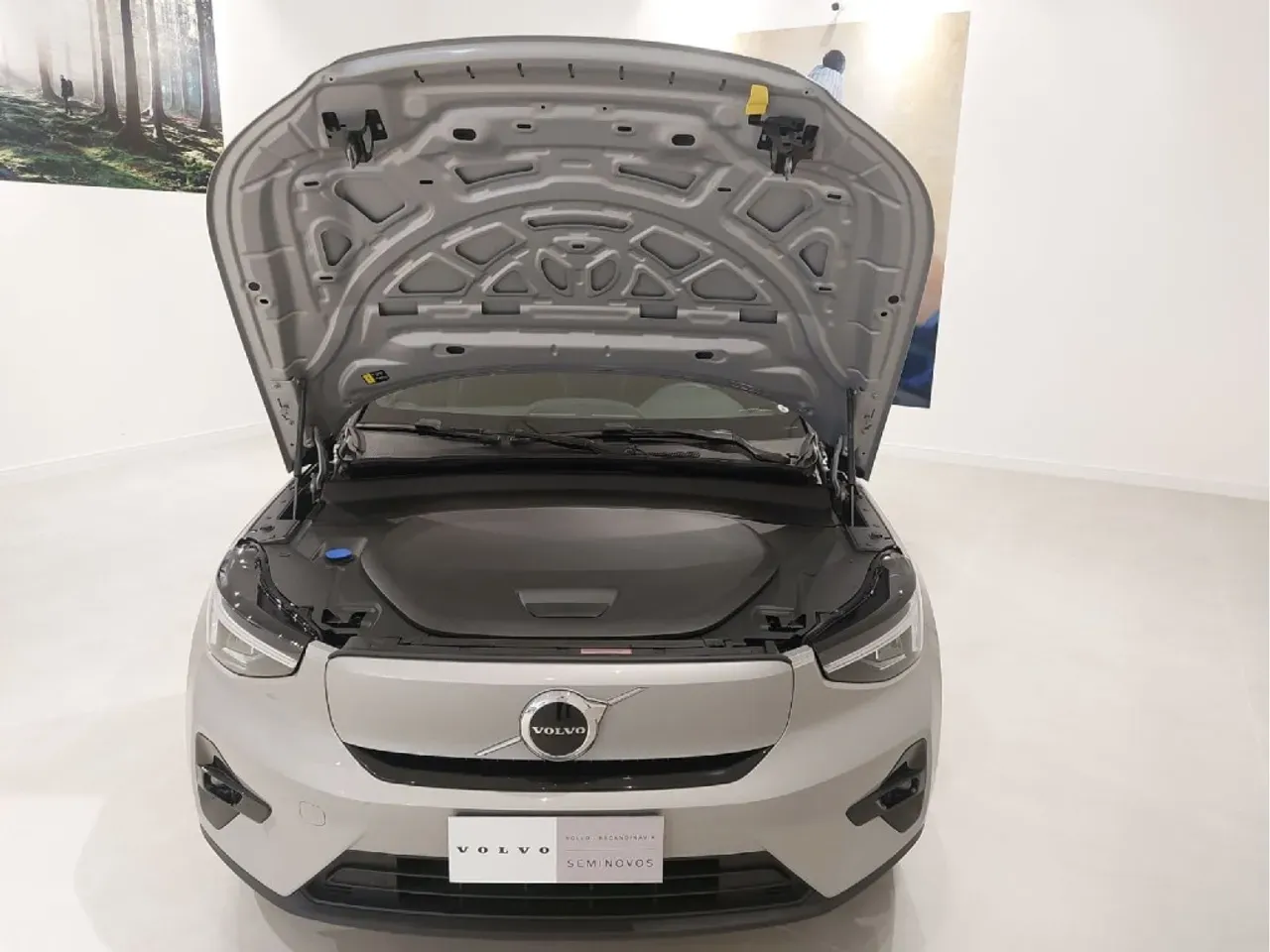 Volvo C40 Recharge - Imagem 9