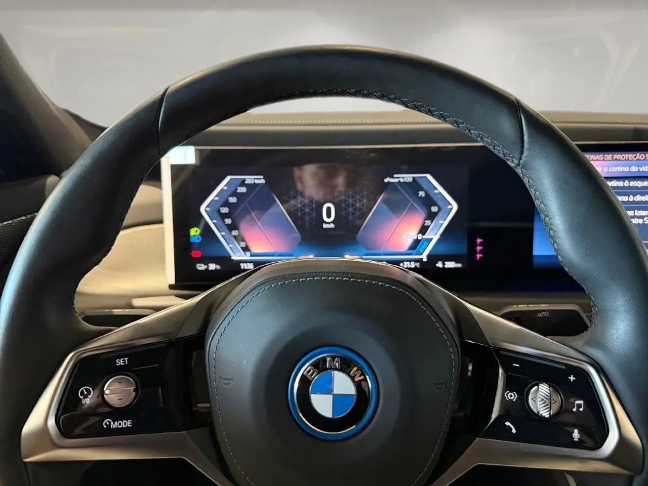 BMW I7 - Imagem 8