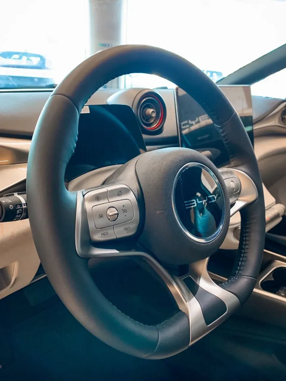 BYD Dolphin - Imagem 3