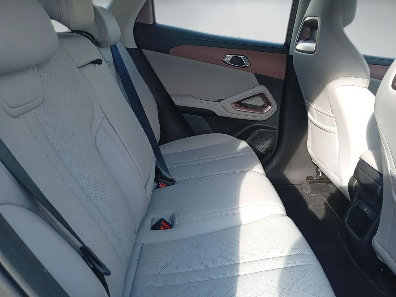 BYD Yuan Pro - Imagem 13