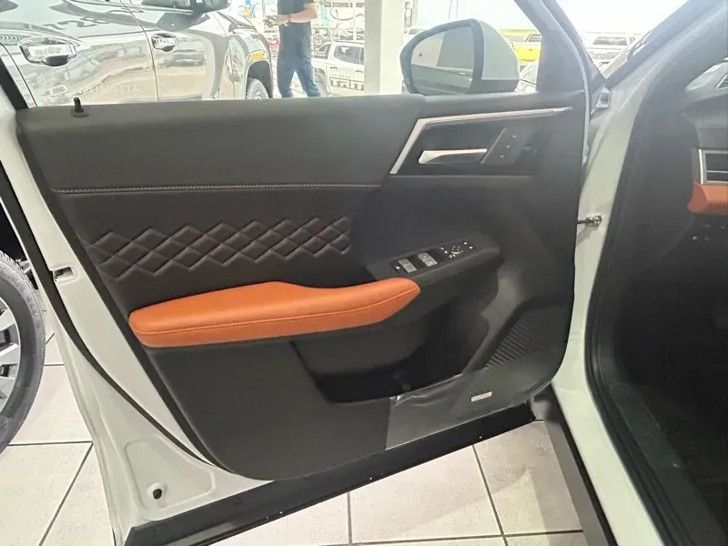 Mitsubishi Outlander Plug-in Hybrid - Imagem 8