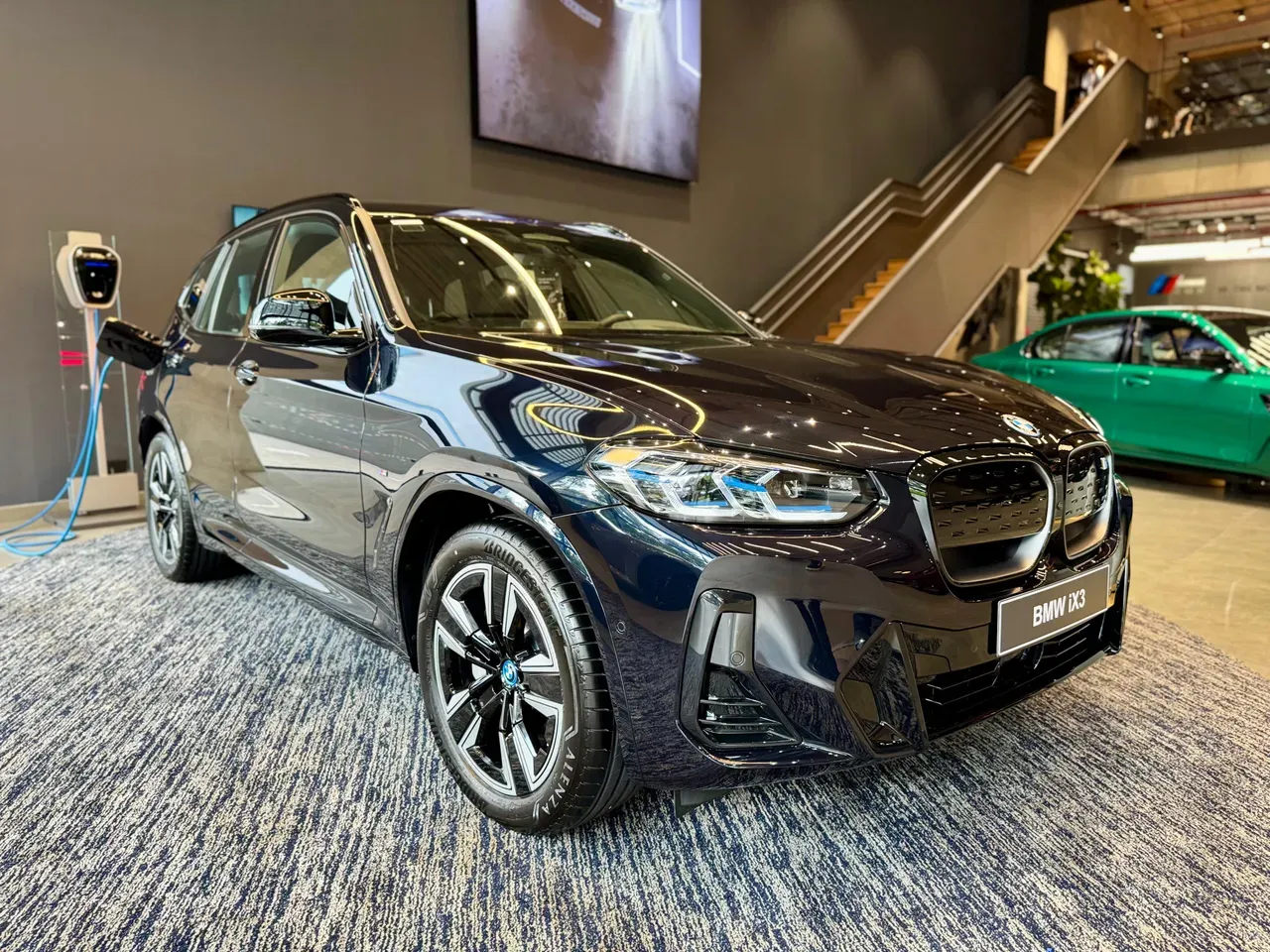 BMW IX3 - Imagem 3
