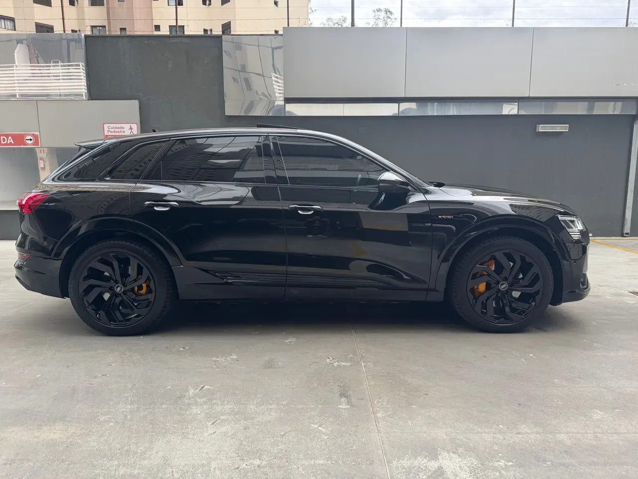 Audi E-tron - Imagem 6