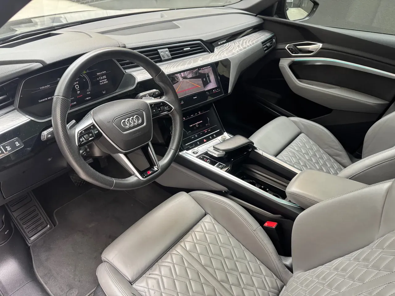 Audi E-tron - Imagem 14