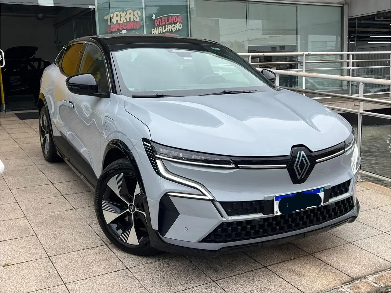 Renault Megane E-tech Electric - Imagem 2
