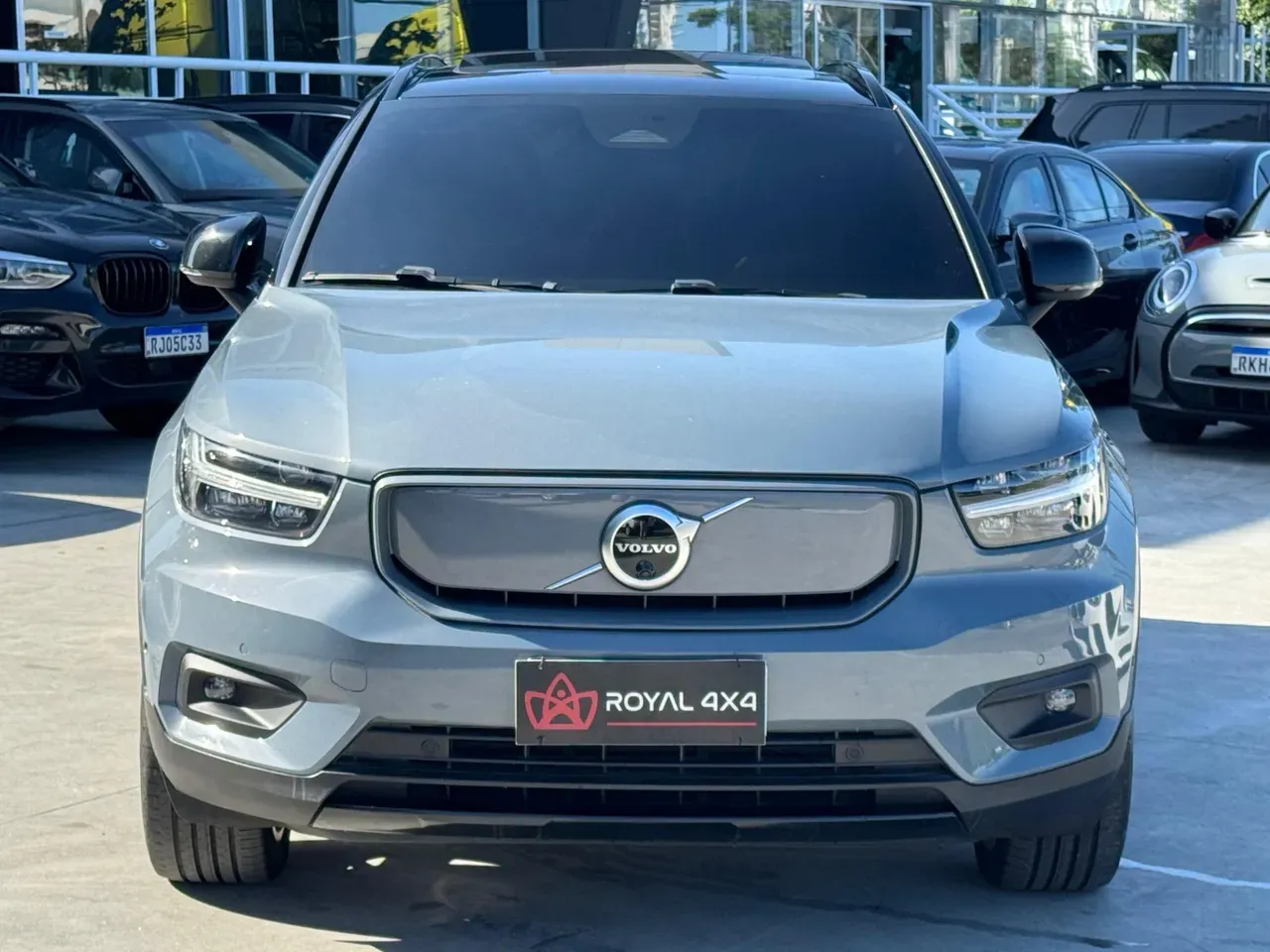 Volvo XC40 Recharge - Imagem 2