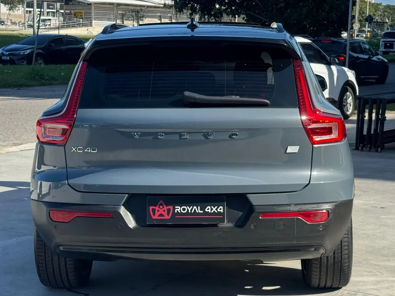 Volvo XC40 Recharge - Imagem 5