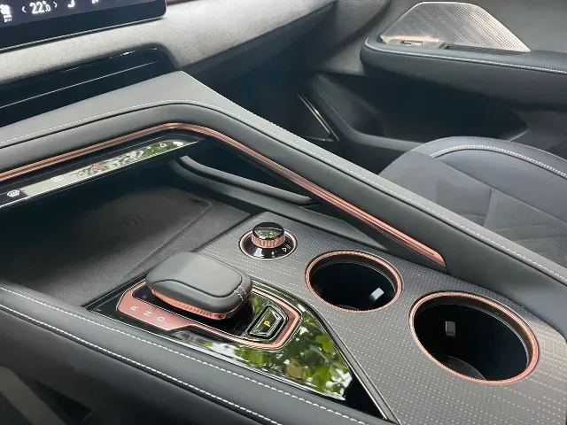 Zeekr 001 - Imagem 9