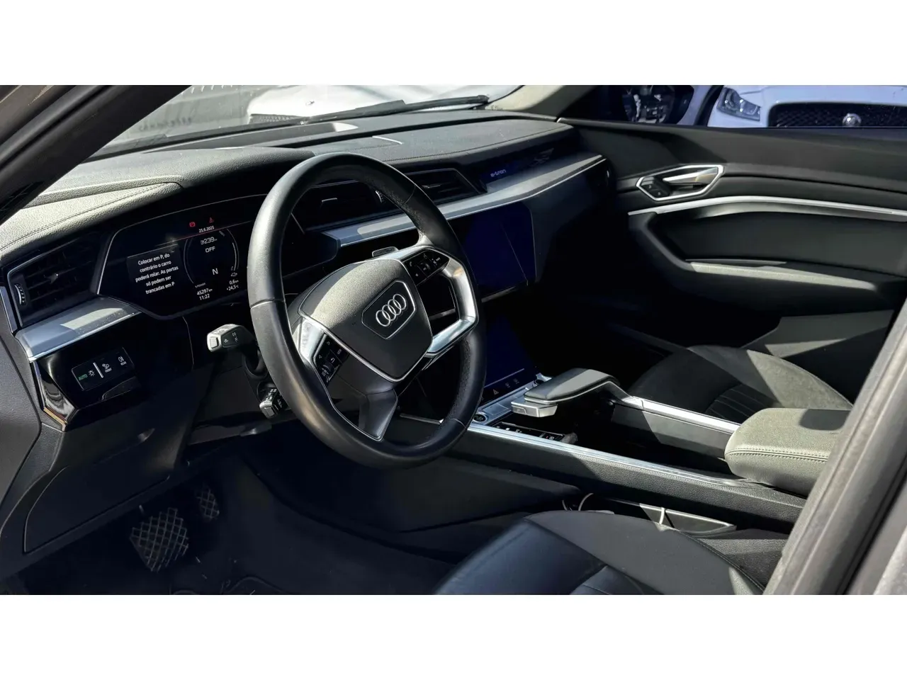 Audi E-tron S Sportback - Imagem 6