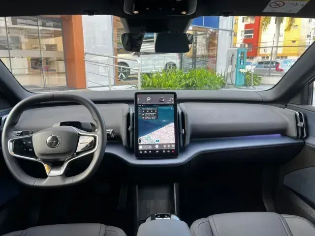Volvo EX30 - Imagem 4