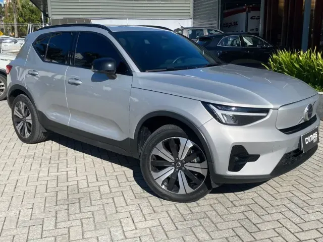 Volvo XC40 Recharge - Imagem 3