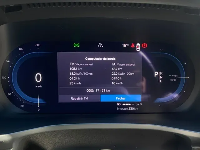 Volvo XC40 Recharge - Imagem 9