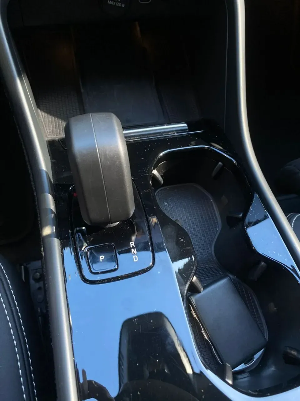 Volvo XC40 Recharge - Imagem 10