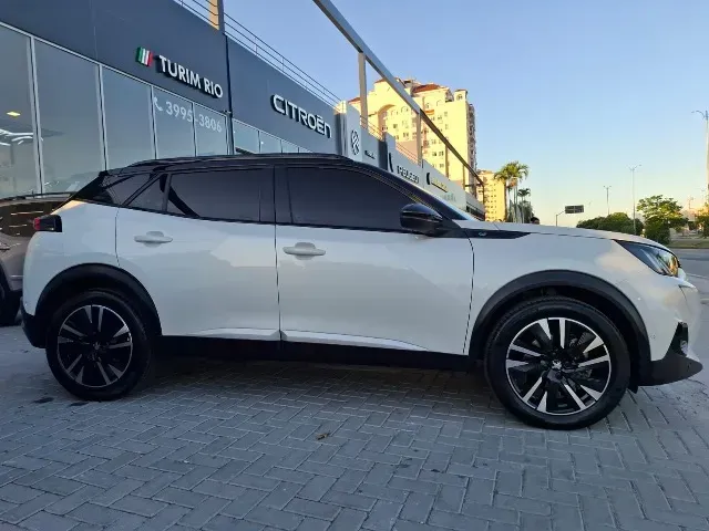 Peugeot E-2008 - Imagem 7