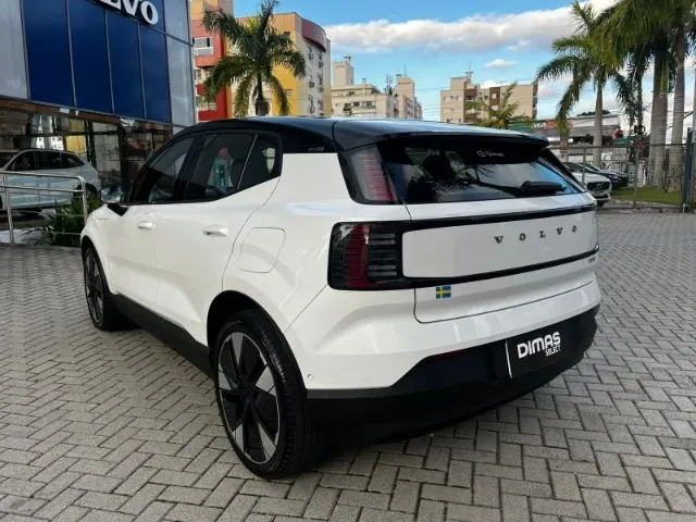 Volvo EX30 - Imagem 6