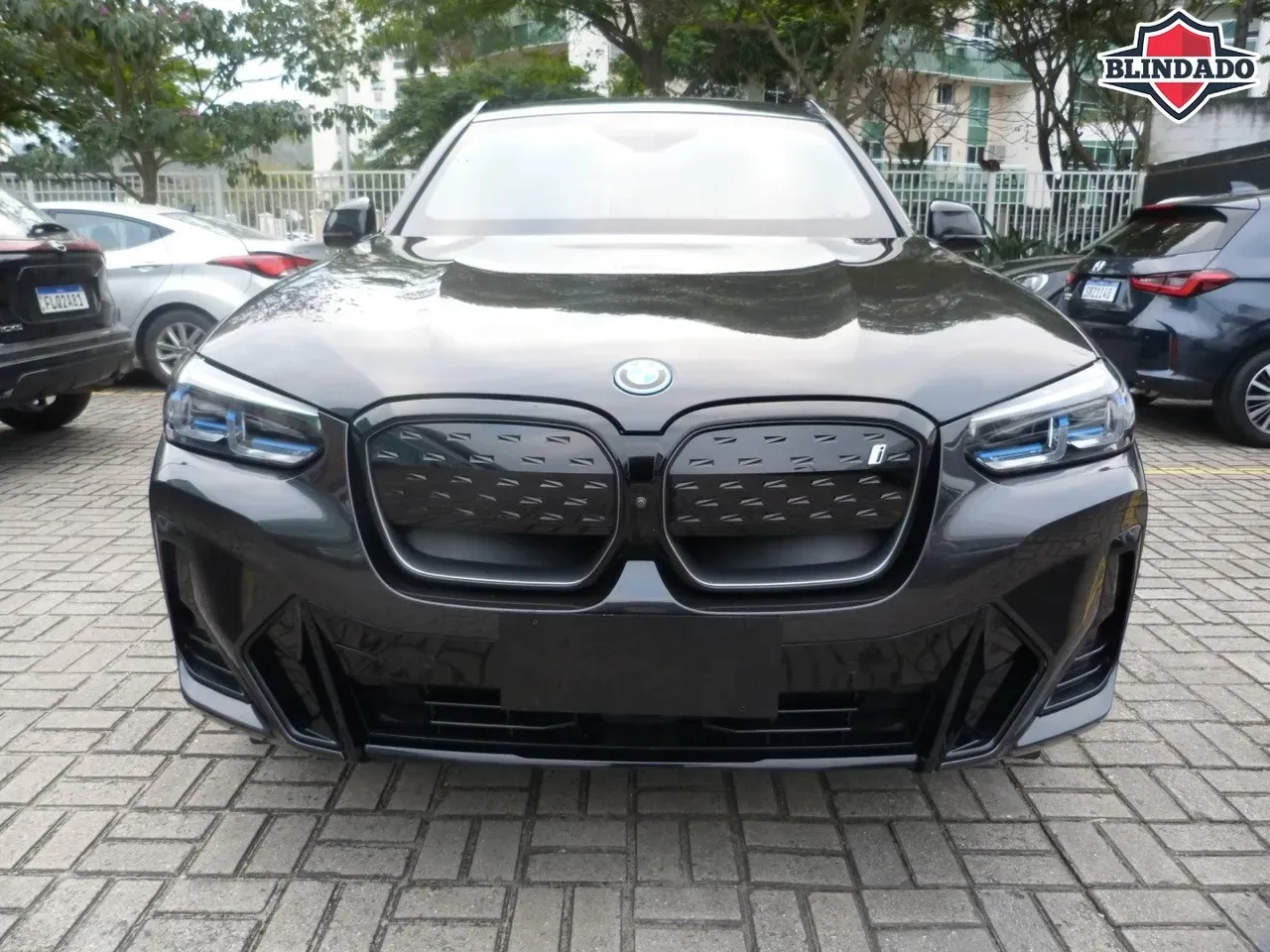 BMW IX3