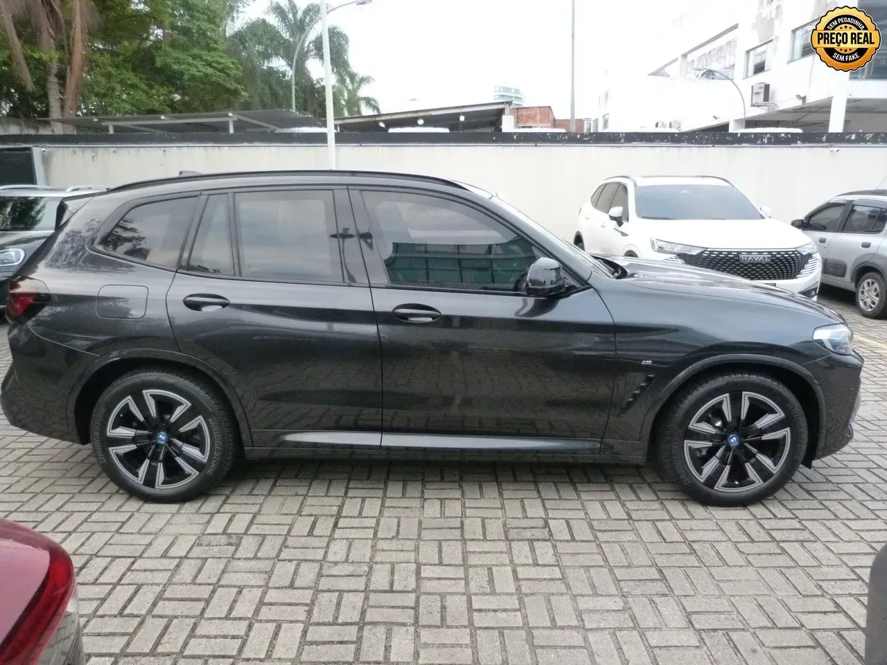 BMW IX3 - Imagem 4