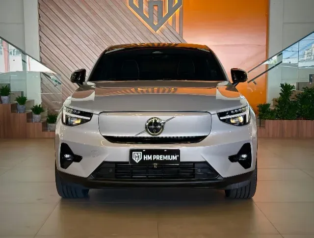 Volvo C40 Recharge - Imagem 2