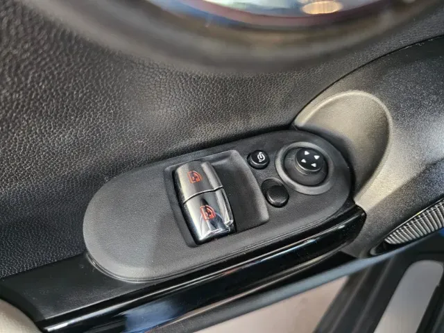 Mini CooperSE - Imagem 13