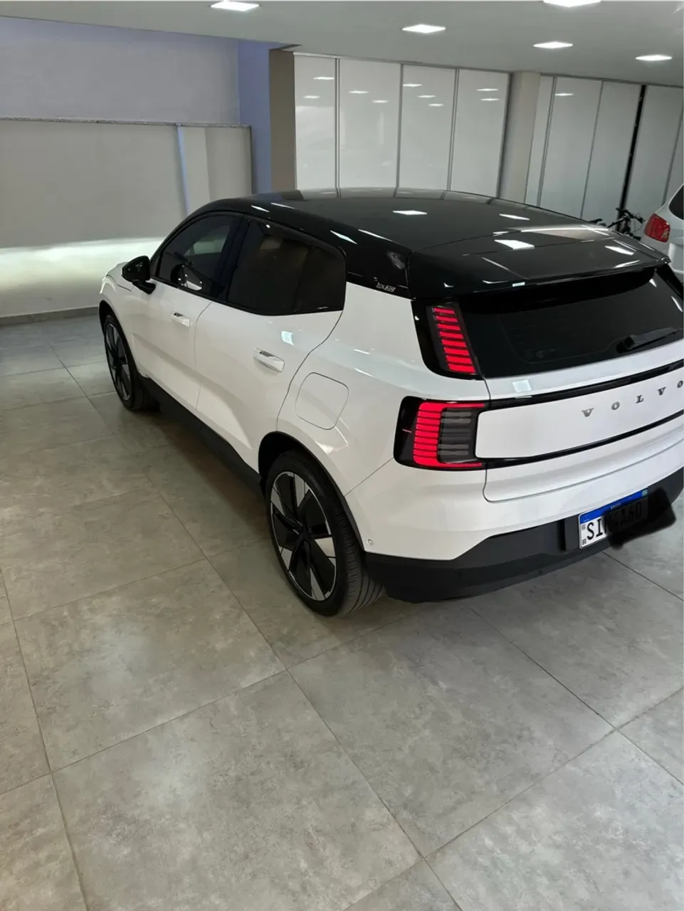 Volvo EX30 - Imagem 8