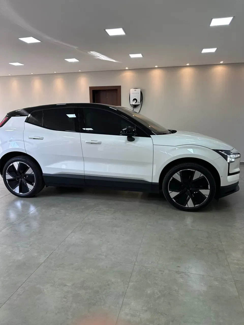 Volvo EX30 - Imagem 10