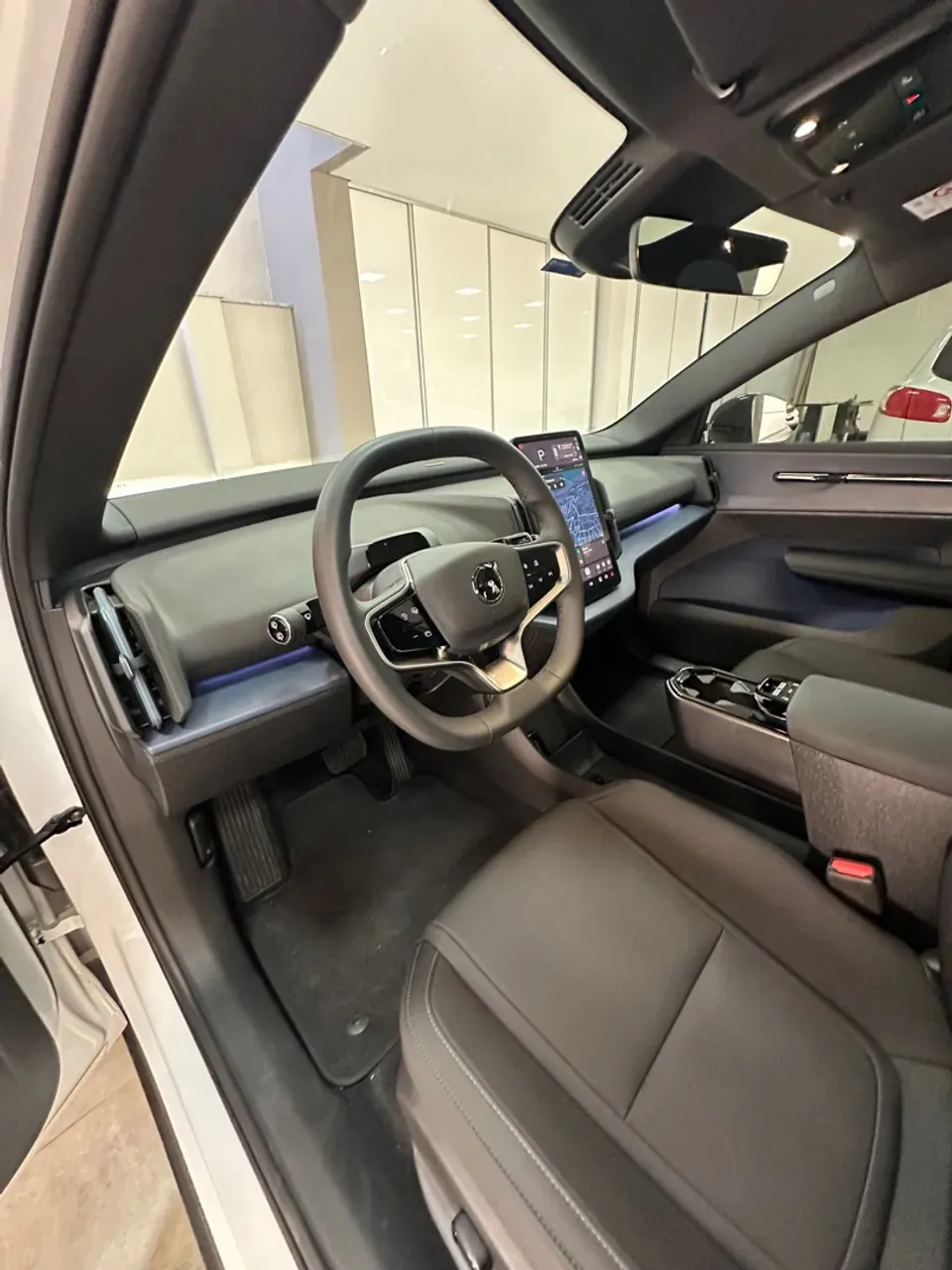 Volvo EX30 - Imagem 12