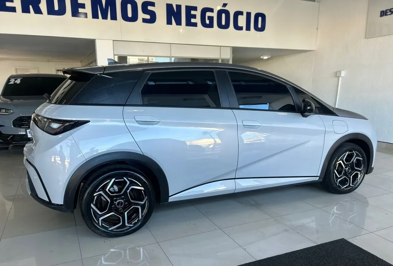 BYD Dolphin Plus - Imagem 2