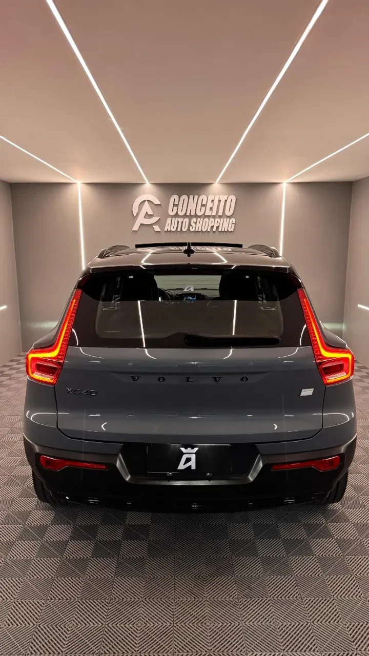 Volvo XC40 Recharge - Imagem 6
