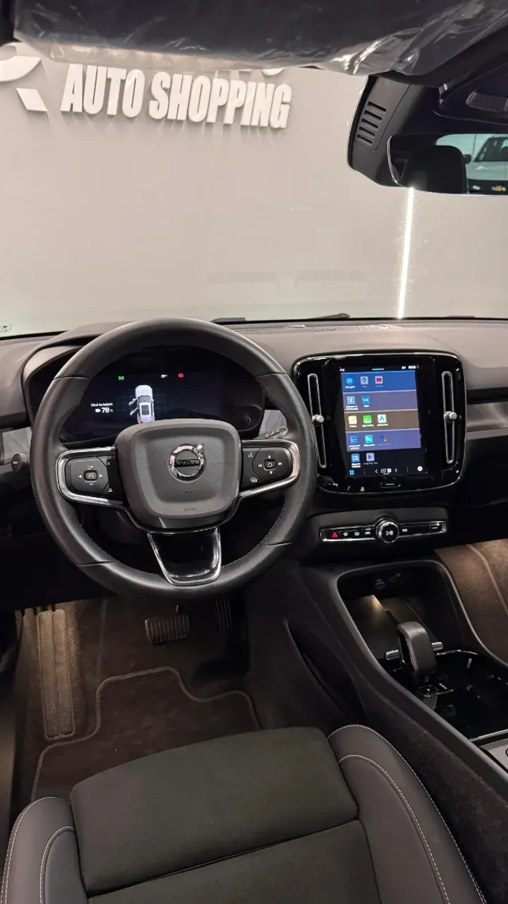 Volvo XC40 Recharge - Imagem 9