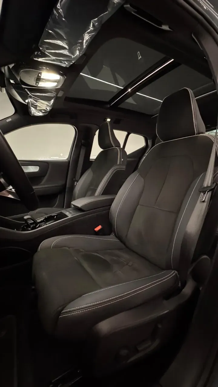 Volvo XC40 Recharge - Imagem 10