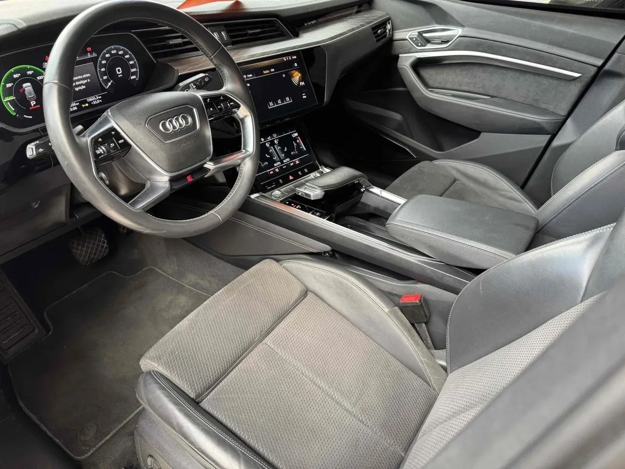 Audi E-tron Sportback - Imagem 8