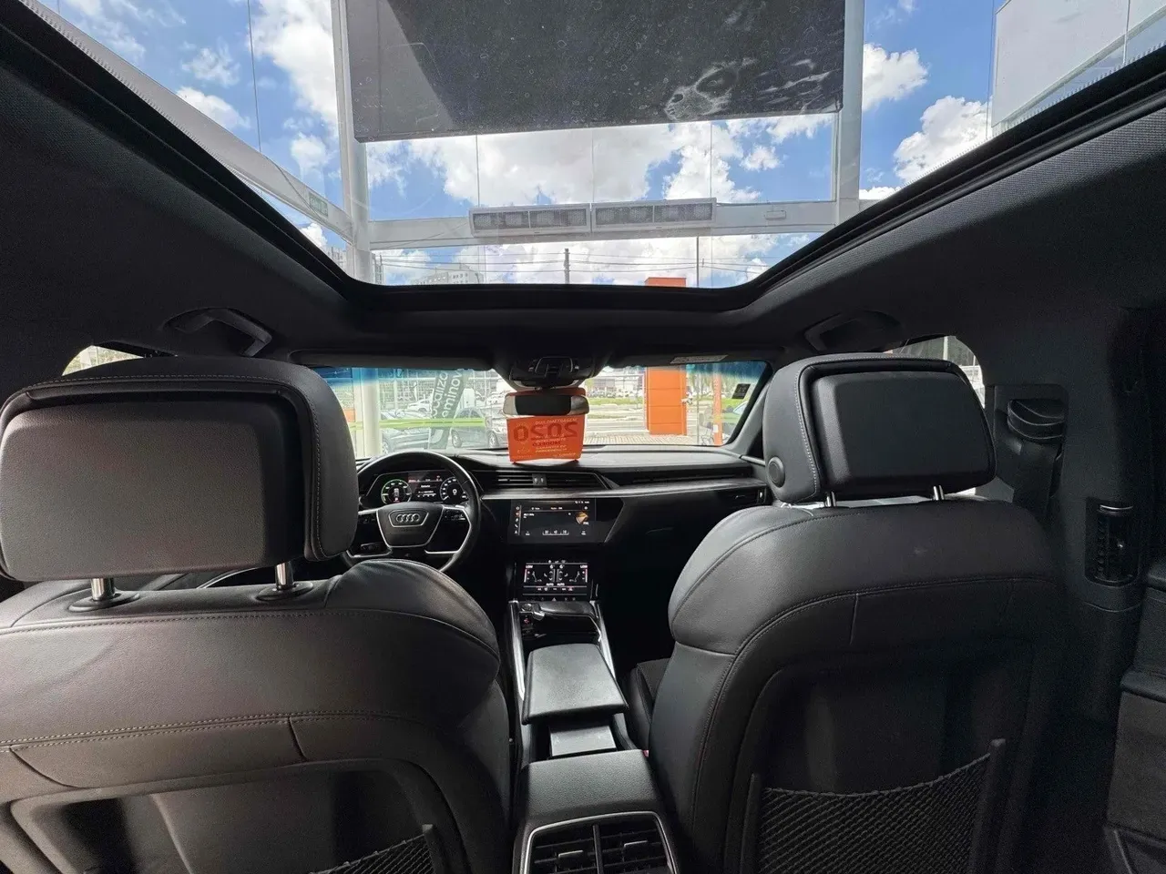 Audi E-tron Sportback - Imagem 9