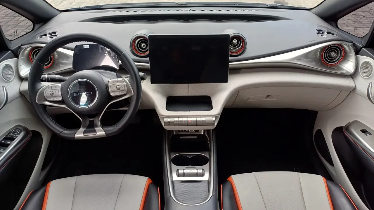 BYD Dolphin - Imagem 12