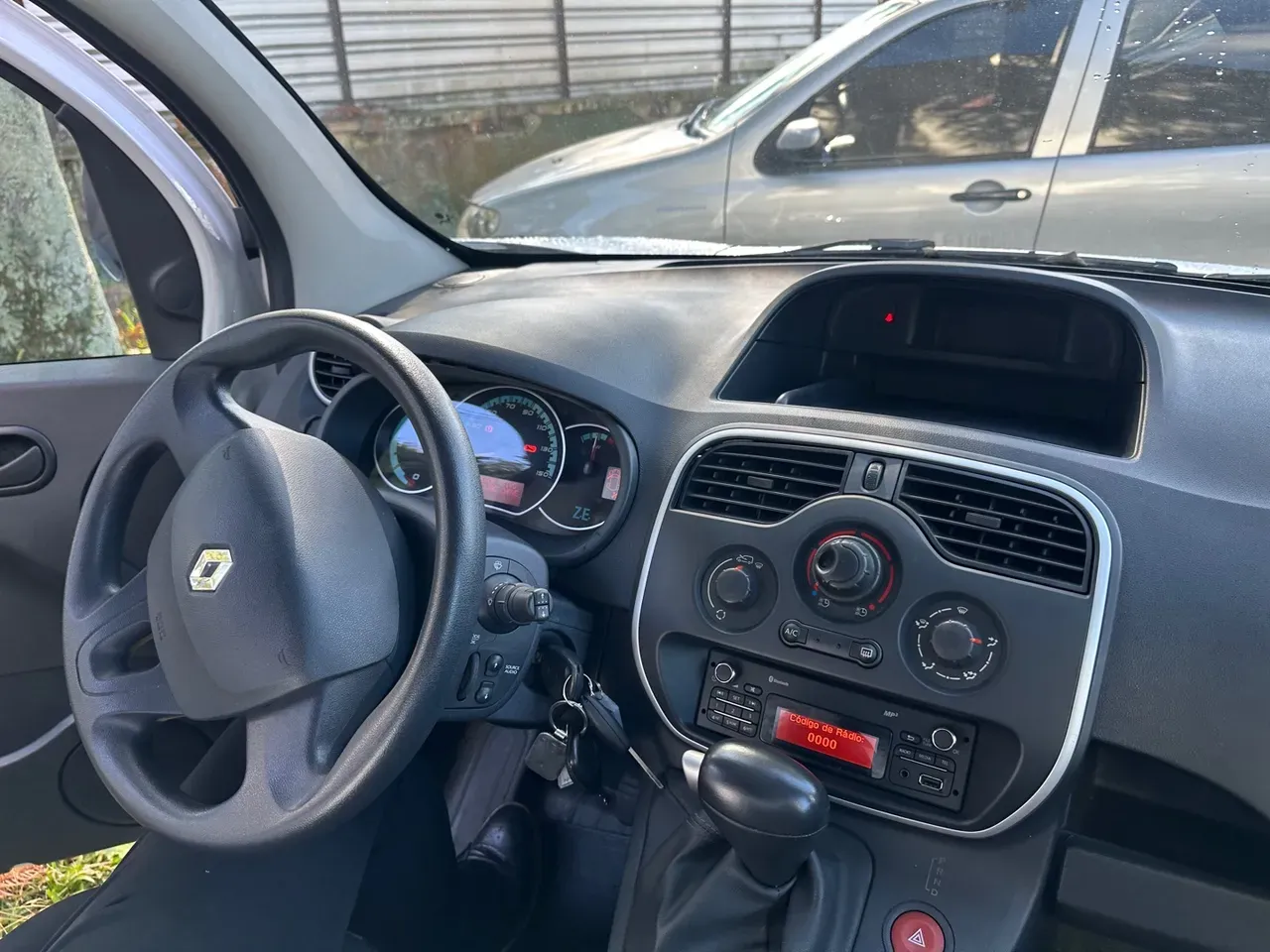 Renault Kangoo Z.e. - Imagem 6