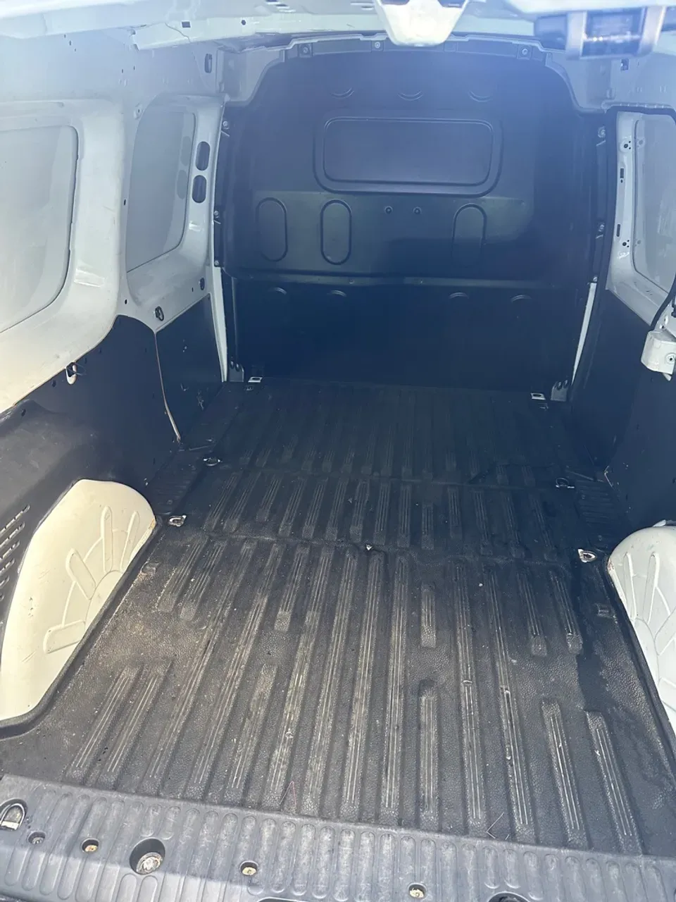 Renault Kangoo Z.e. - Imagem 11