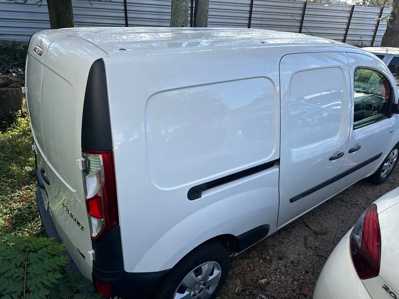 Renault Kangoo Z.e. - Imagem 13