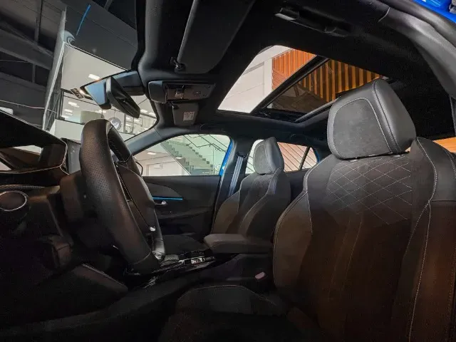 Peugeot E-2008 - Imagem 5