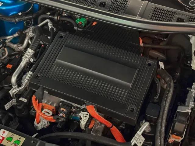 Peugeot E-2008 - Imagem 9