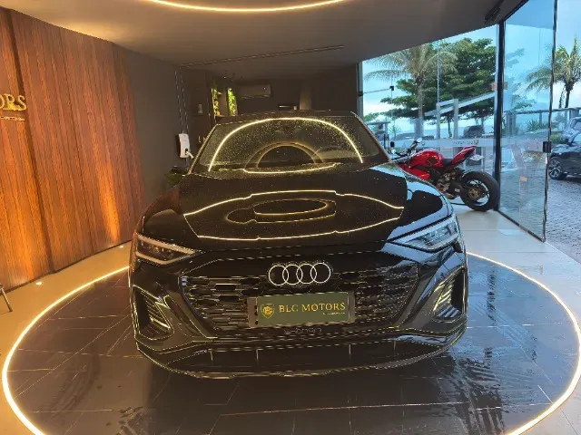 Audi Q8 E-tron - Imagem 11