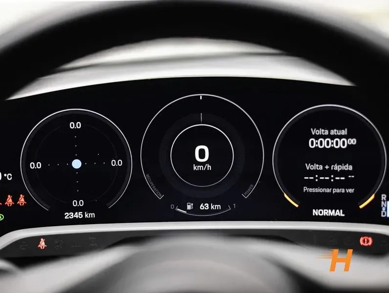 Porsche Taycan - Imagem 13