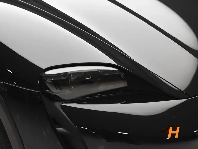 Porsche Taycan - Imagem 16