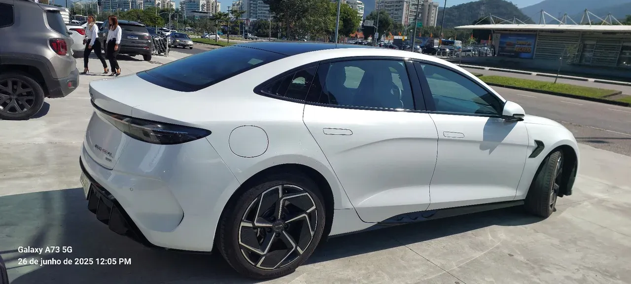 BYD Seal - Imagem 11