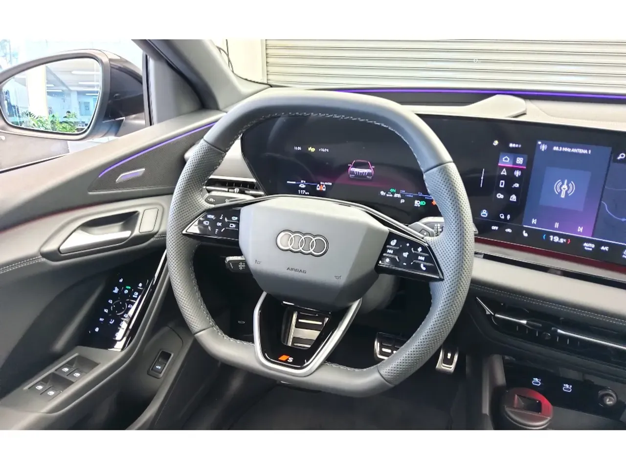 Audi Q6 E-tron - Imagem 12